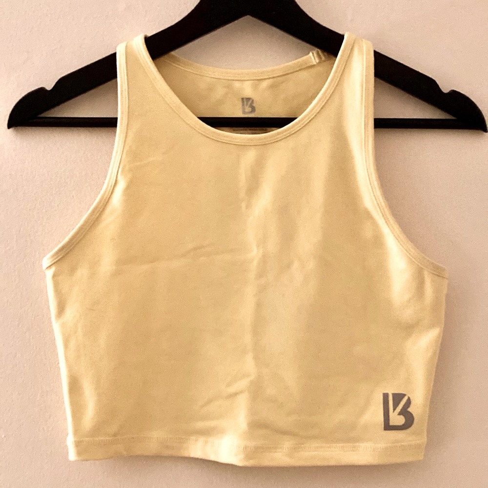 BuffBunny Aurora Crop - Light Yellow (M)